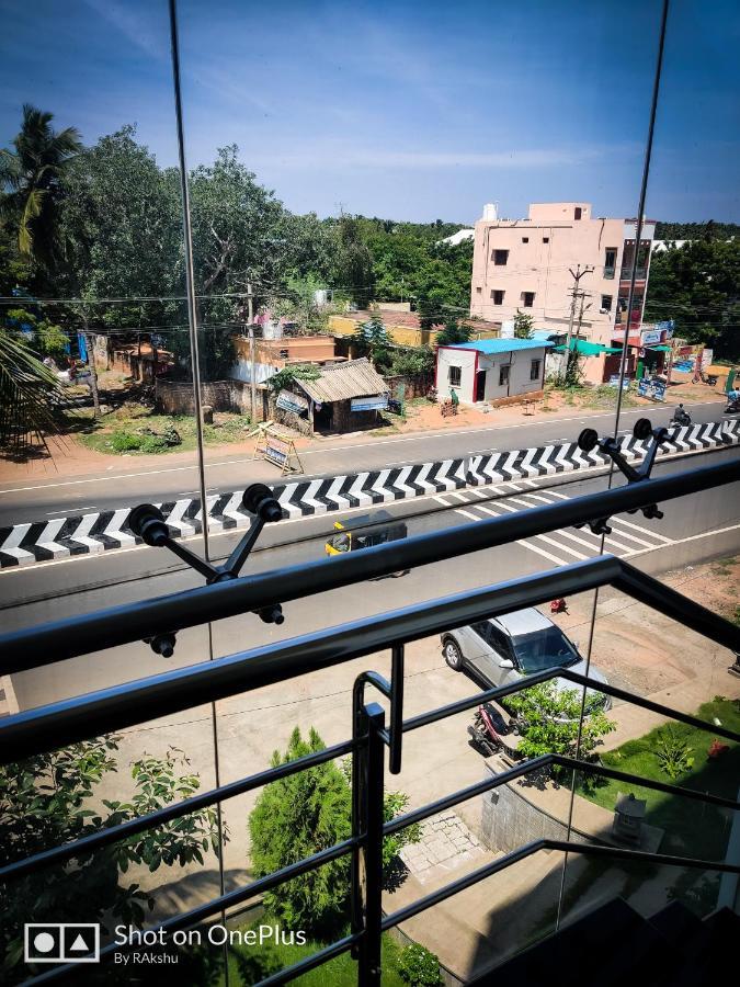 White Pearl Residency Hotel Pondicherry Exterior photo