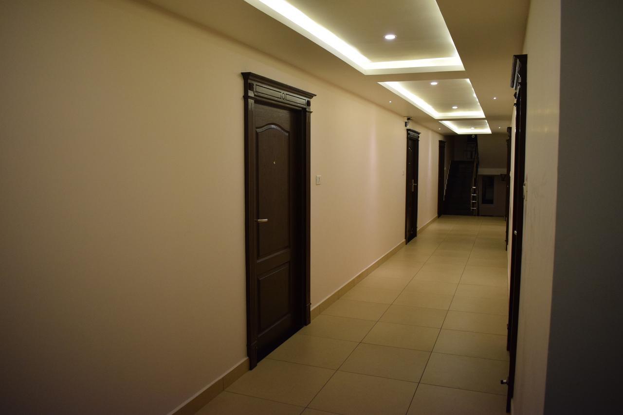 White Pearl Residency Hotel Pondicherry Exterior photo