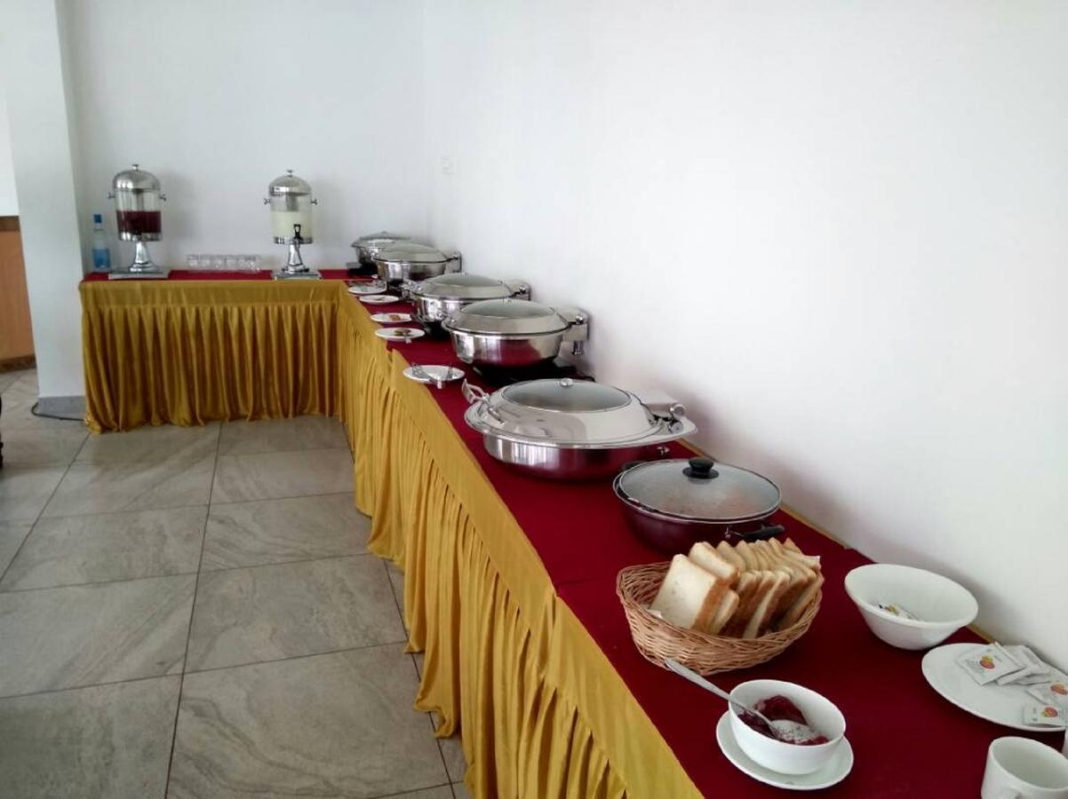 White Pearl Residency Hotel Pondicherry Exterior photo