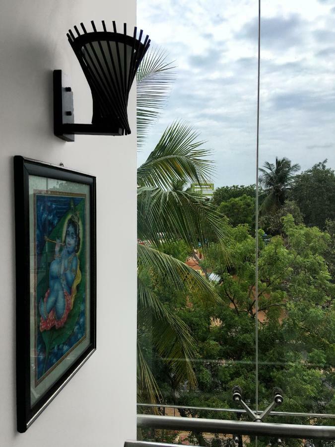 White Pearl Residency Hotel Pondicherry Exterior photo